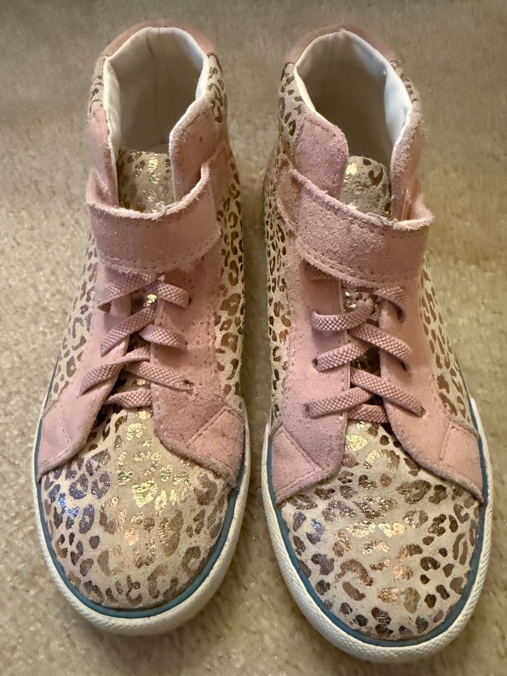 Size 35 Mini Boden Elasticated Lace High Tops in Leopard